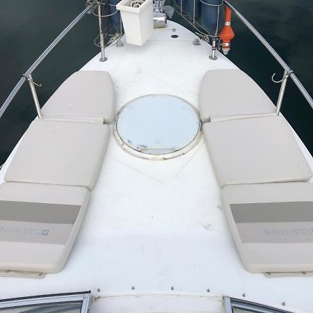 Superbe Bateau « Le Nanylia » Hotel Boulogne-sur-Mer Ngoại thất bức ảnh