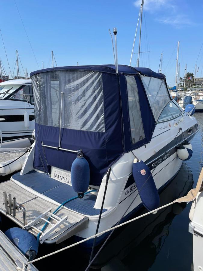 Superbe Bateau « Le Nanylia » Hotel Boulogne-sur-Mer Ngoại thất bức ảnh